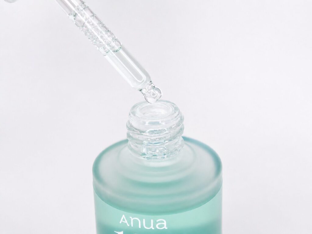 AnuaのPDRNヒアルロン酸カプセル100セラムのスポイド部分の画像